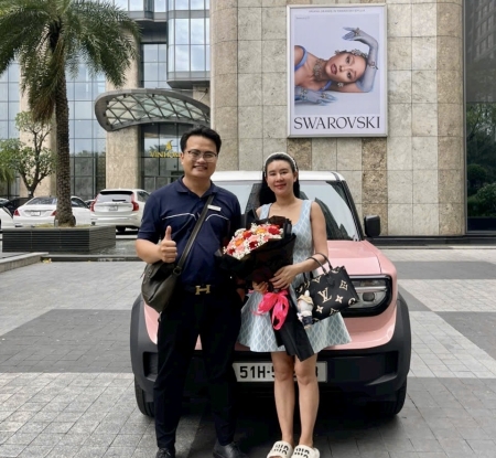 Lễ bàn giao xe Vinfast