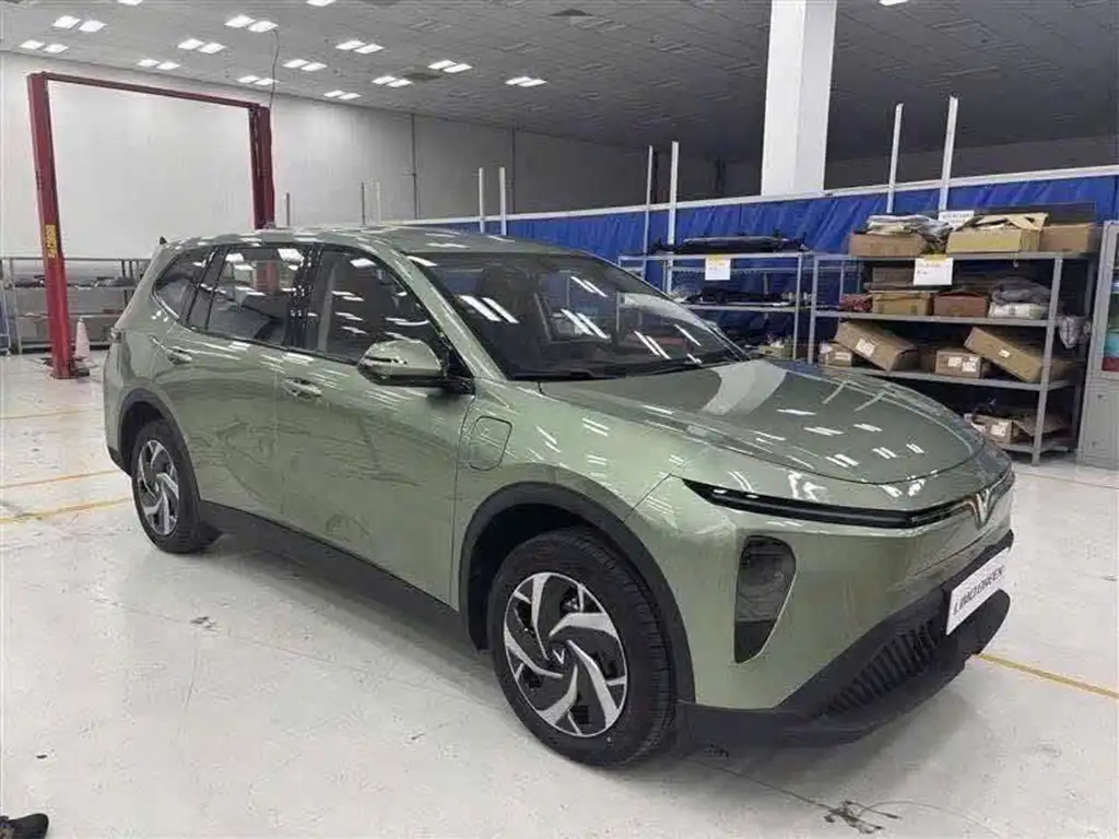 VinFast Limo Green – mẫu MPV điện 7 chỗ đầu tiên của VinFast