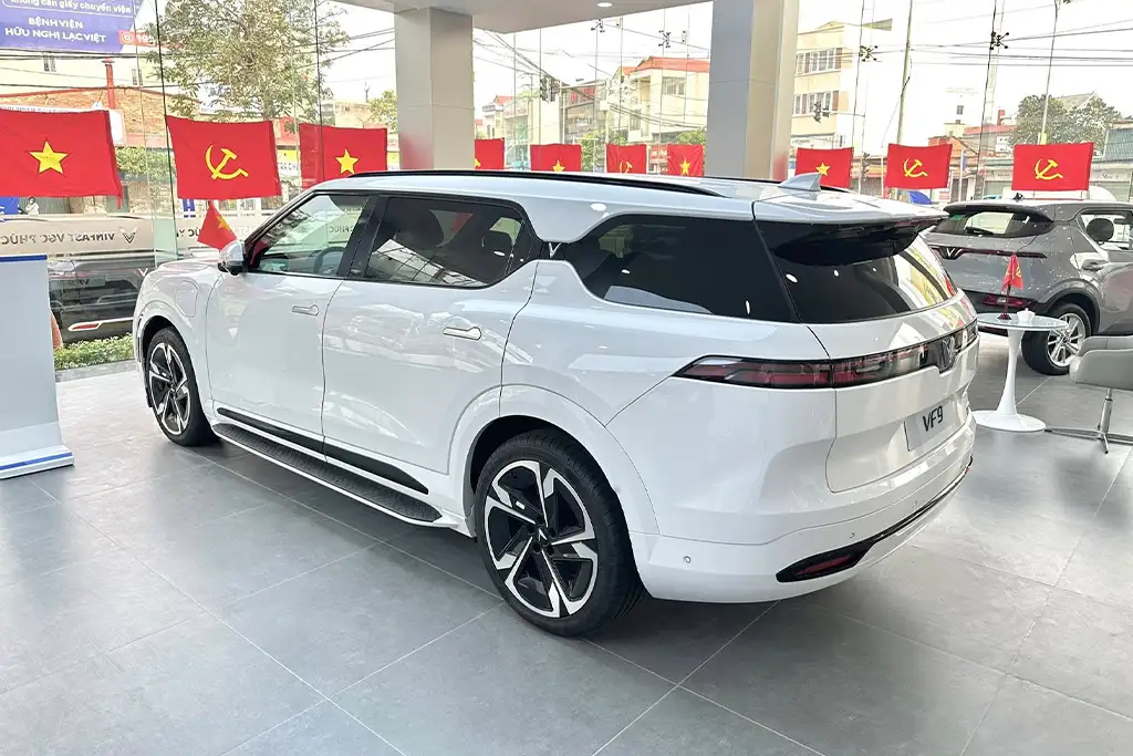 VinFast VF9 - Đẳng cấp sang trọng thượng thừa