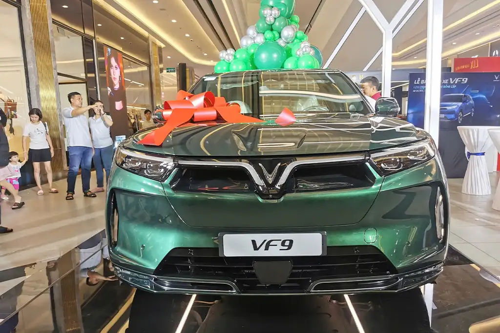 VinFast VF9 - Đẳng cấp sang trọng thượng thừa